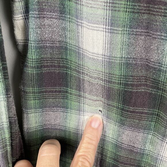 Gramicci Flannel Shirt Men M Purple Green Plaid Grunge Outdoor School Work FLAW - Picture 10 of 13